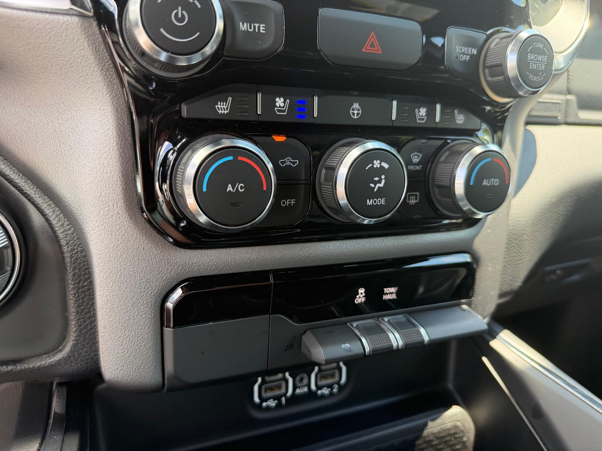 2024 RAM 1500 Laramie