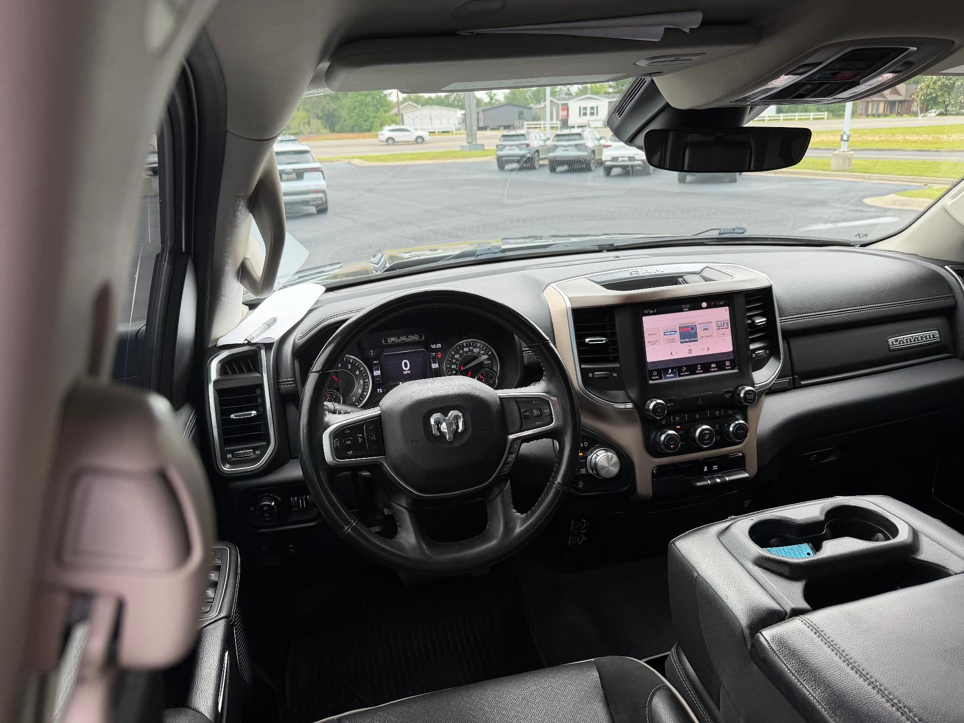 2022 RAM 1500 Laramie Crew Cab 4x4 5'7" Box