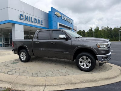 2022 RAM 1500 Laramie Crew Cab 4x4 5'7" Box