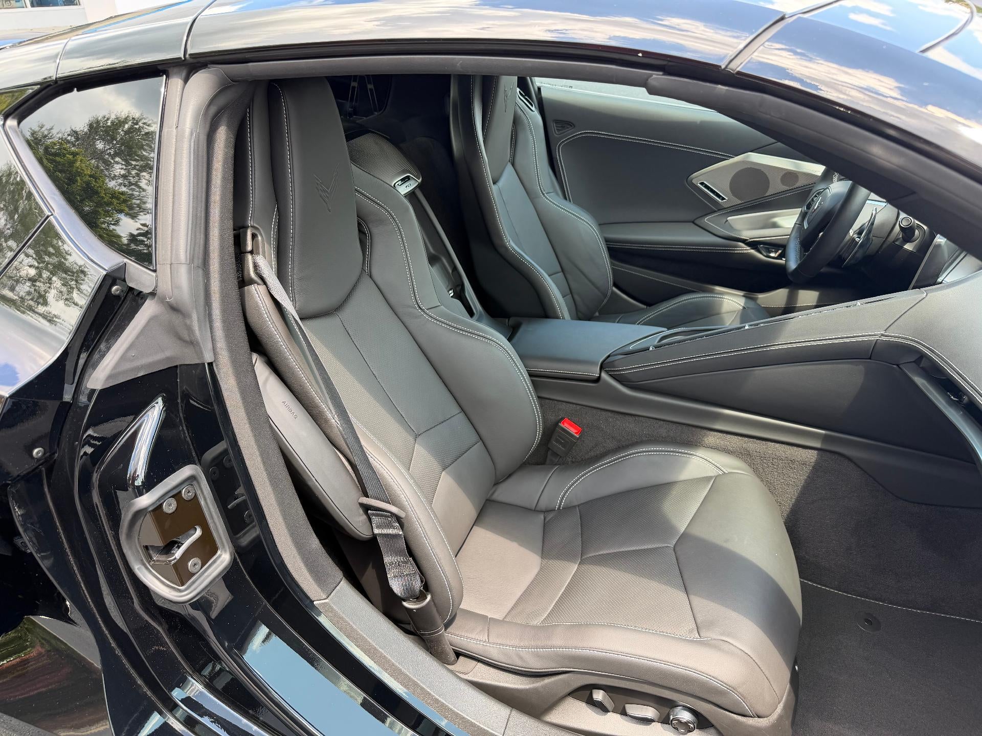 2023 Chevrolet Corvette Stingray 2LT