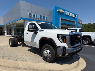 2026 GMC Sierra 3500 HD Chassis Cab Pro