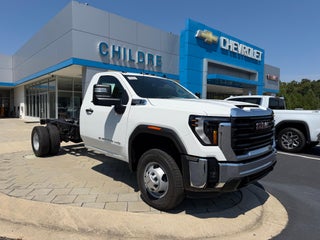 2026 GMC Sierra 3500 HD Chassis Cab Pro