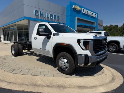 2026 GMC Sierra 3500 HD Chassis Cab Pro