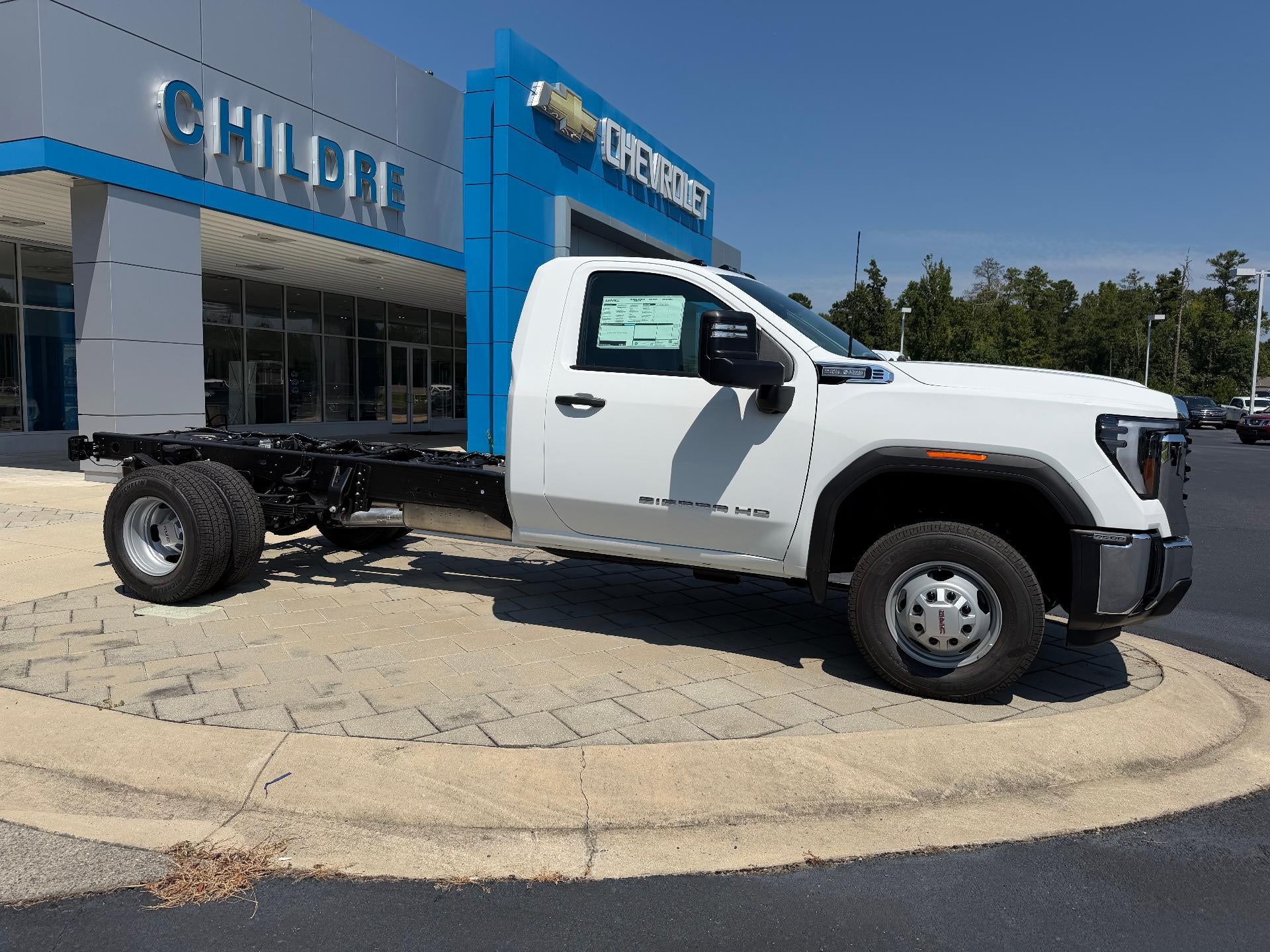 2026 GMC Sierra 3500 HD Chassis Cab Pro