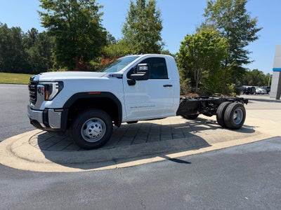 2026 GMC Sierra 3500 HD Chassis Cab Pro