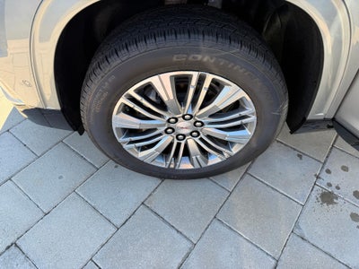 2027 GMC Acadia Denali