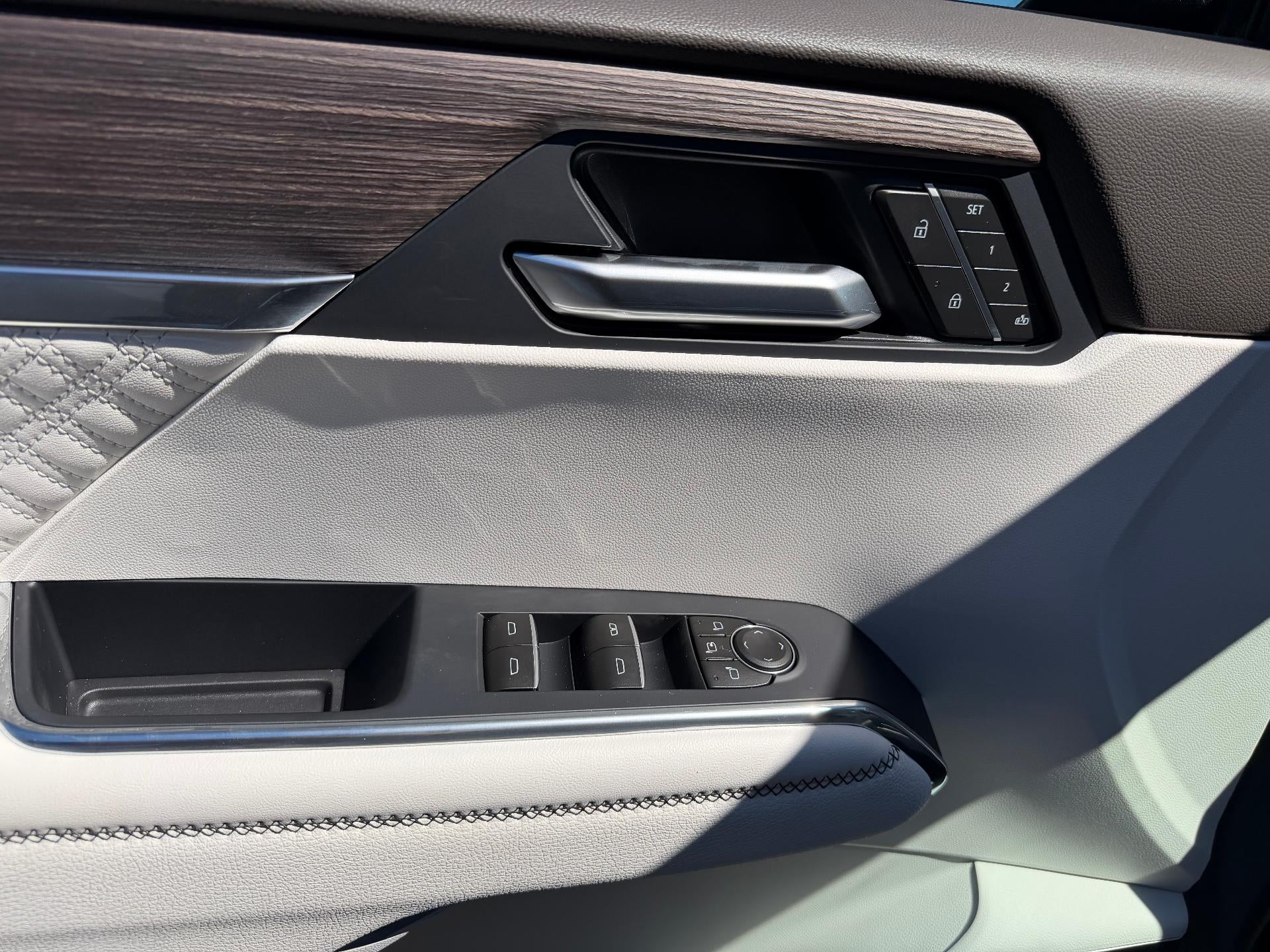 2027 GMC Acadia Denali
