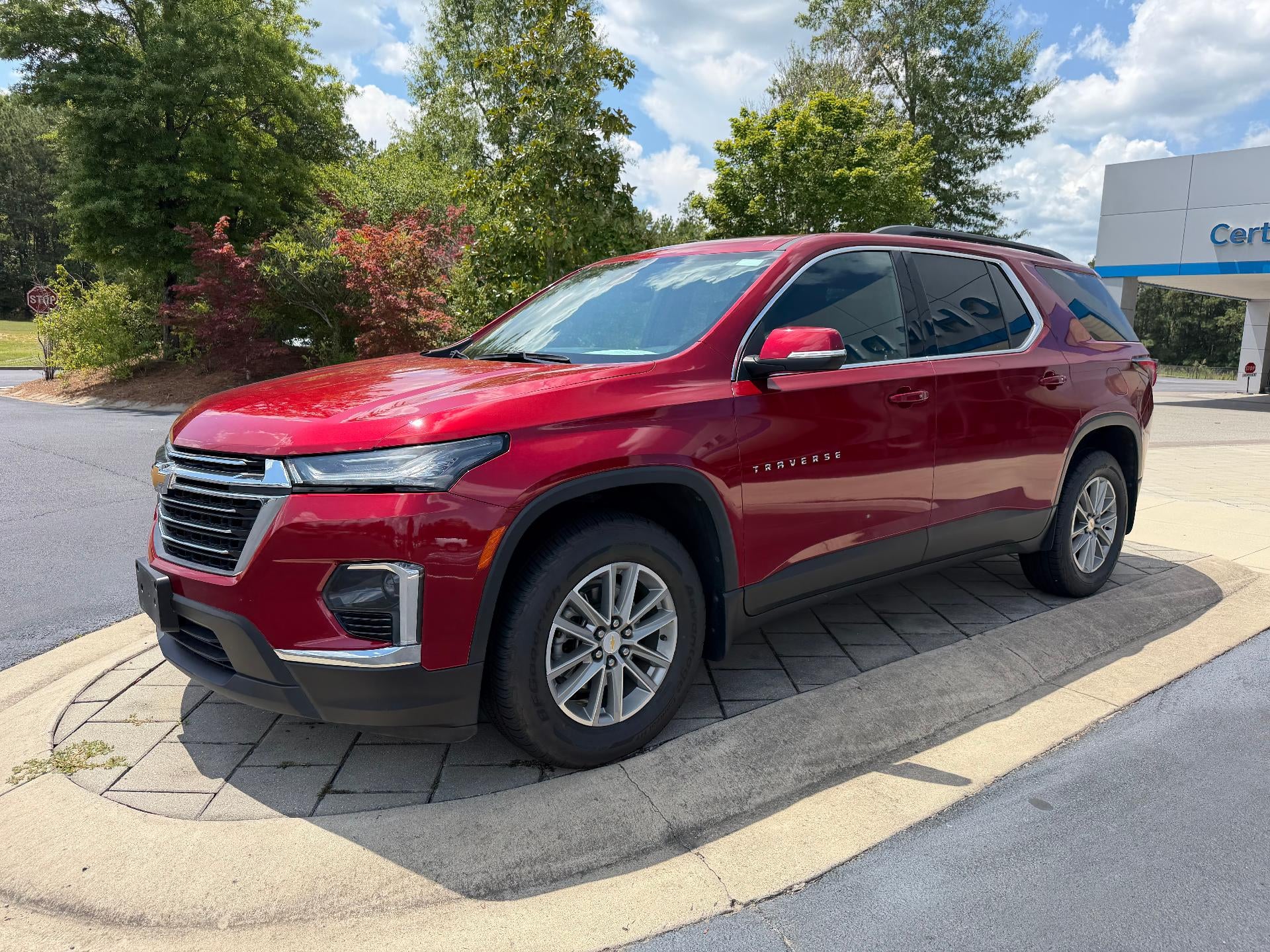 2023 Chevrolet Traverse LT Cloth