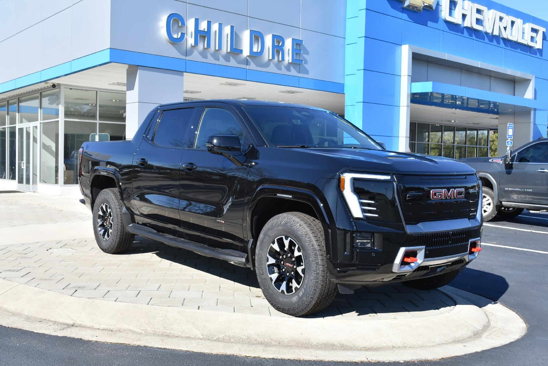 2026 GMC Sierra AT4 Extended Range Crew Cab e4WD's photo