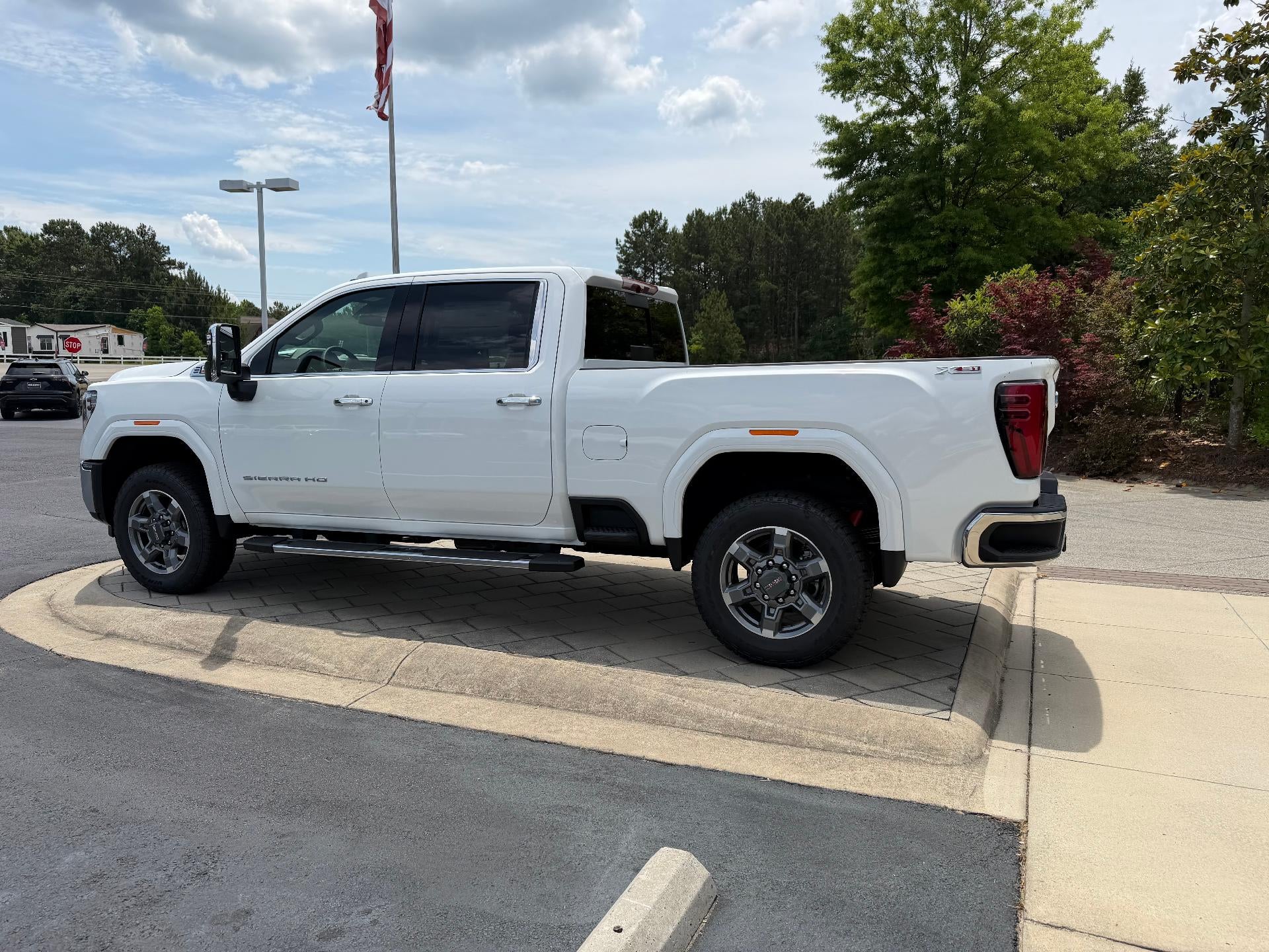 2026 GMC Sierra 2500 HD SLT