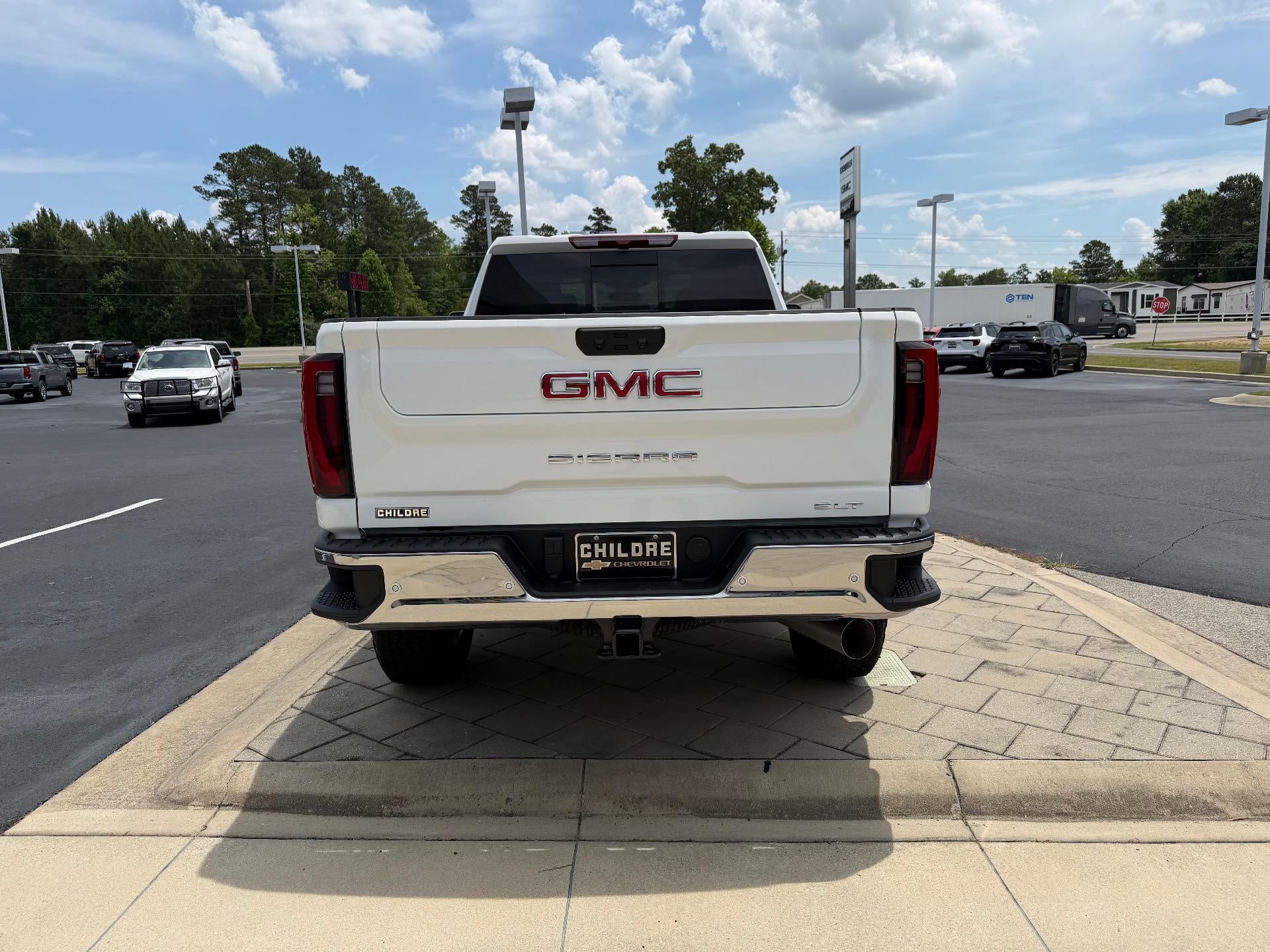 2026 GMC Sierra 2500 HD SLT