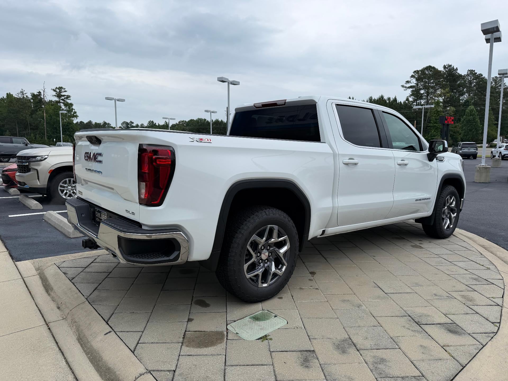 2026 GMC Sierra 1500 SLE