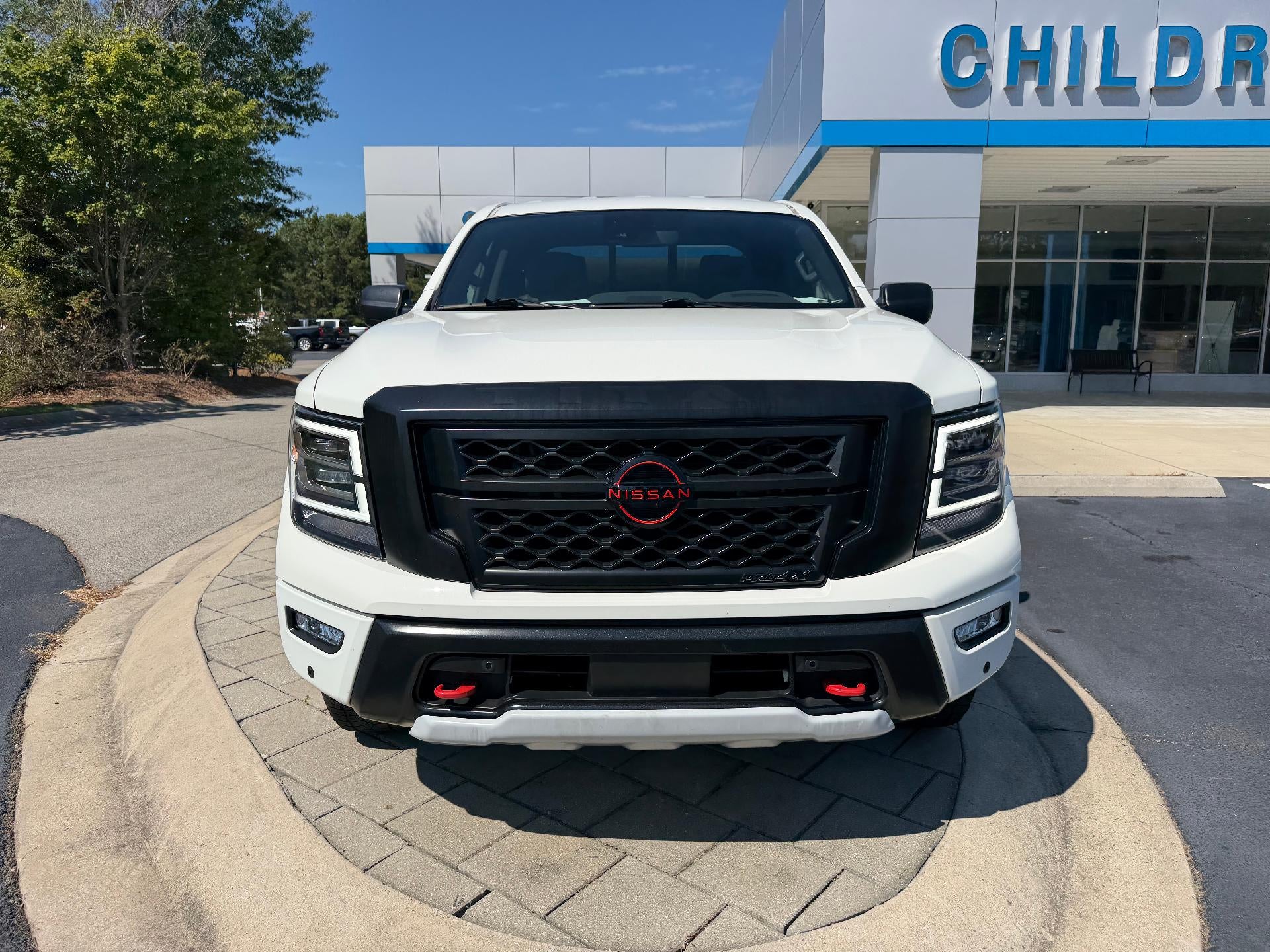 2024 Nissan TITAN Crew Cab PRO-4X 4x4