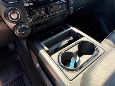 2024 Nissan TITAN Crew Cab PRO-4X 4x4