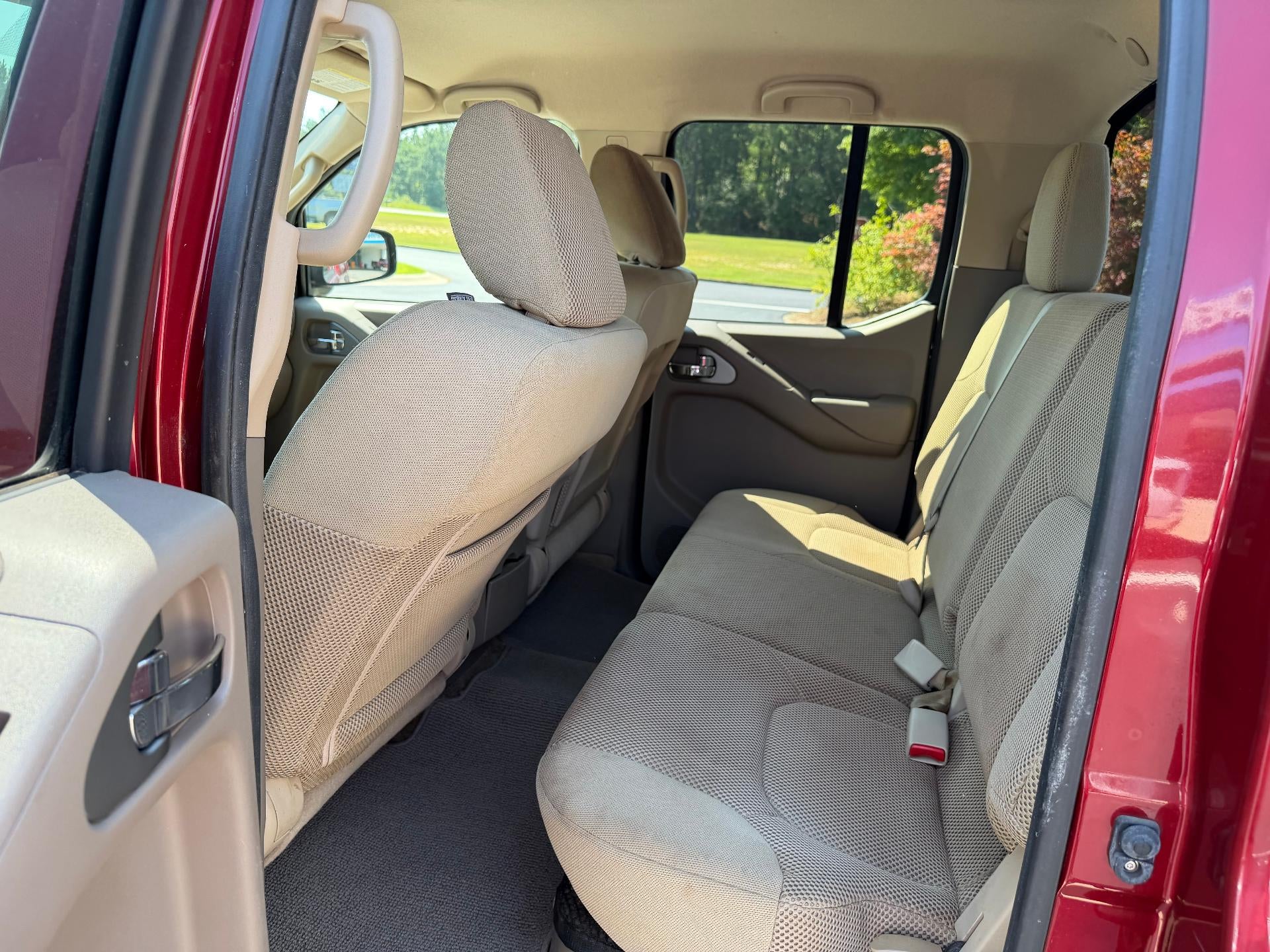 2014 Nissan Frontier SV