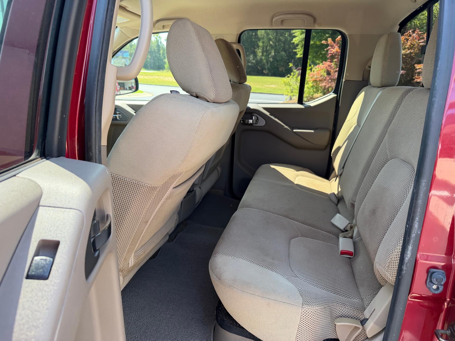 2014 Nissan Frontier SV