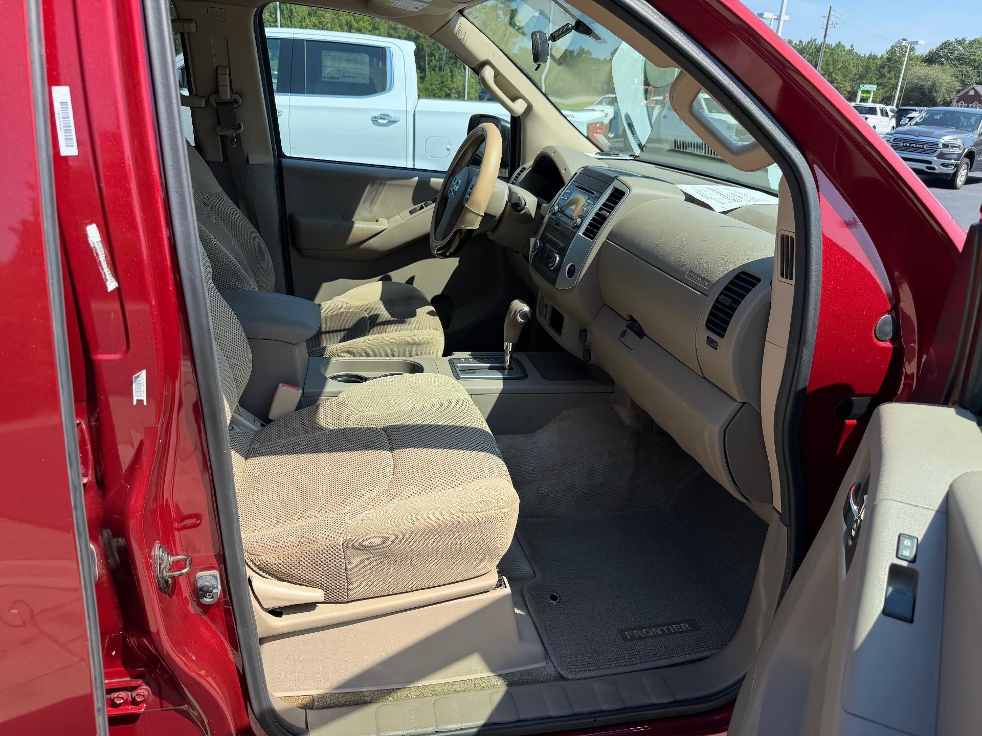 2014 Nissan Frontier SV
