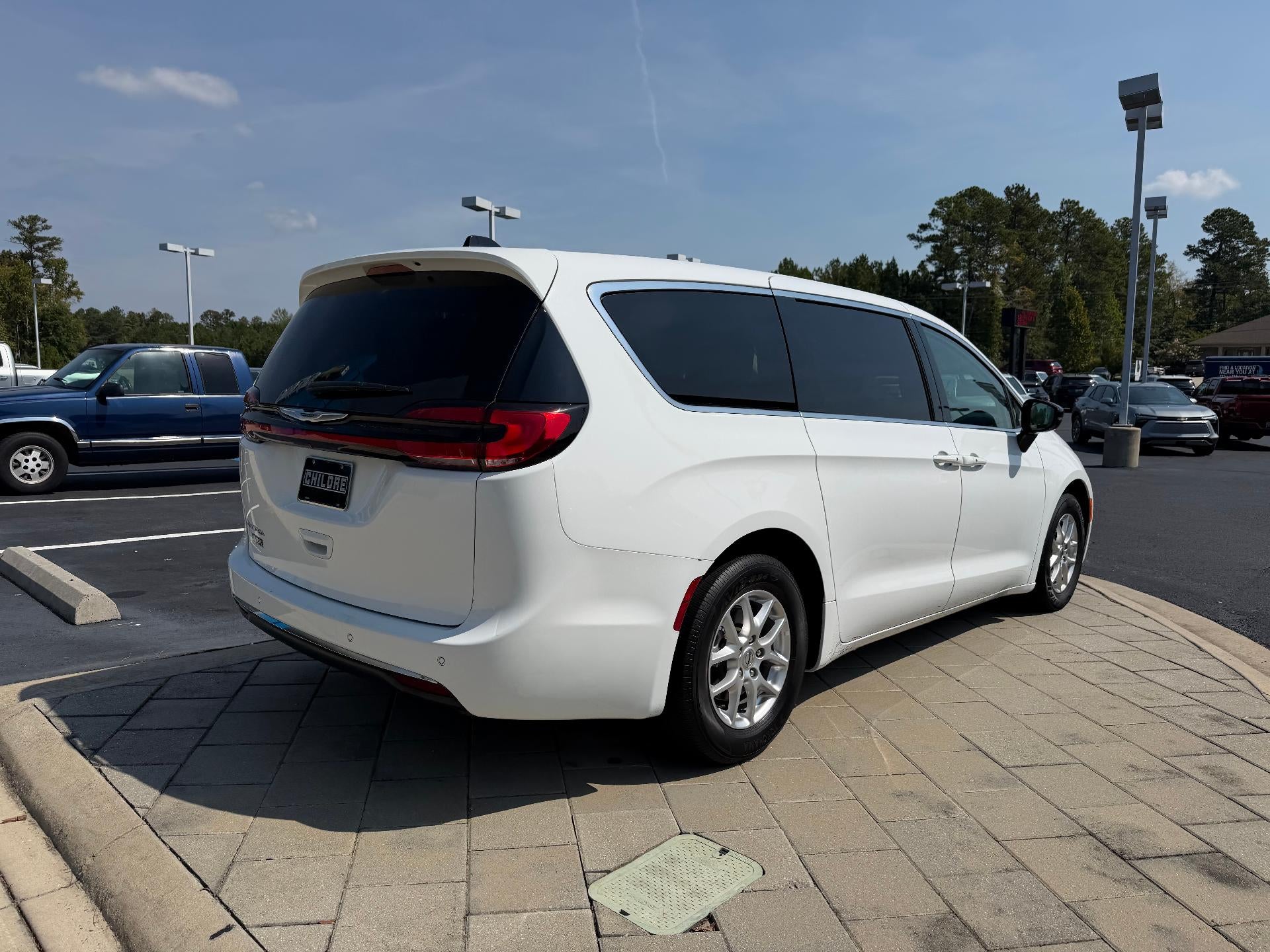2024 Chrysler Pacifica Touring L
