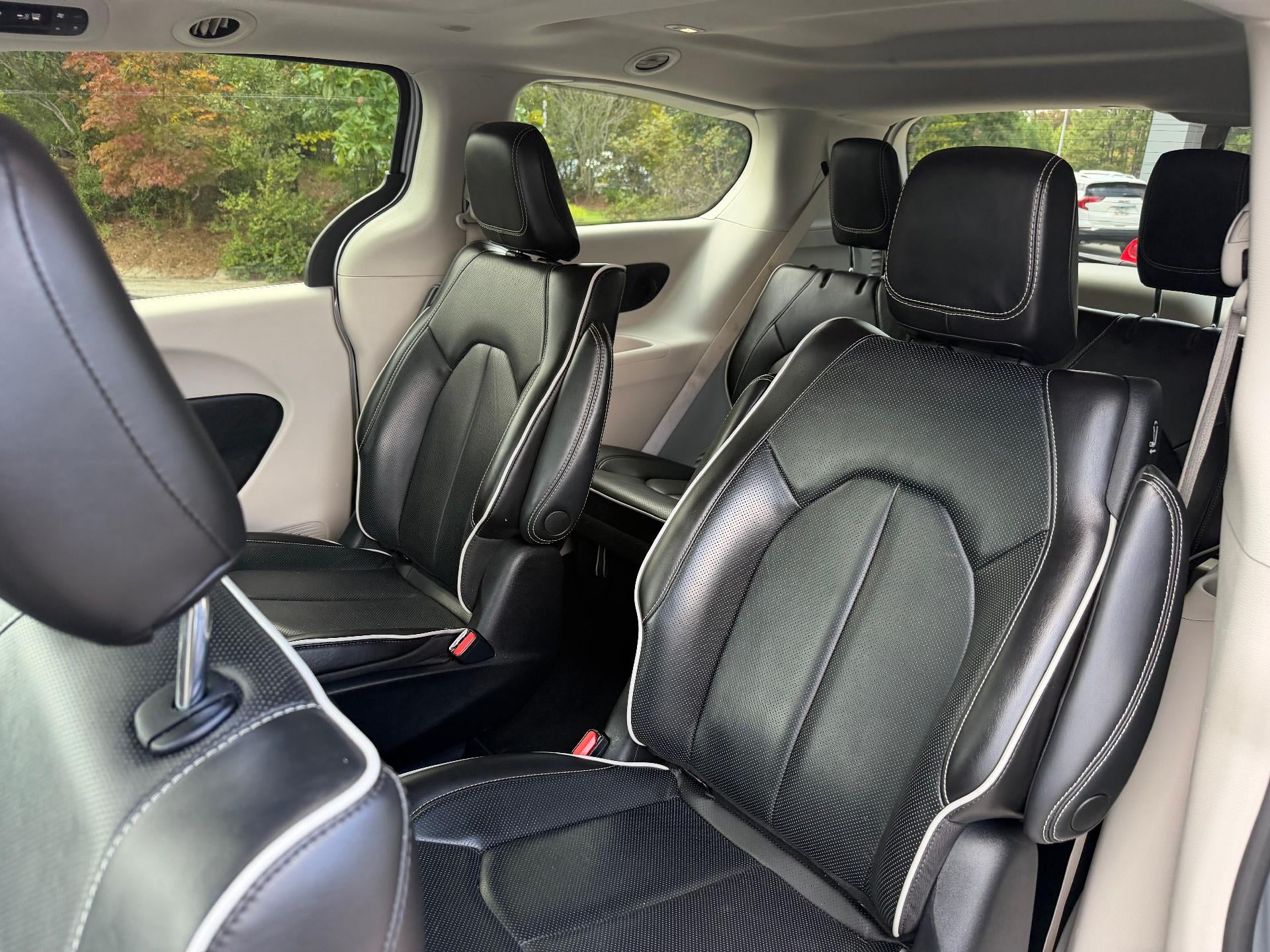 2023 Chrysler Pacifica Hybrid Limited