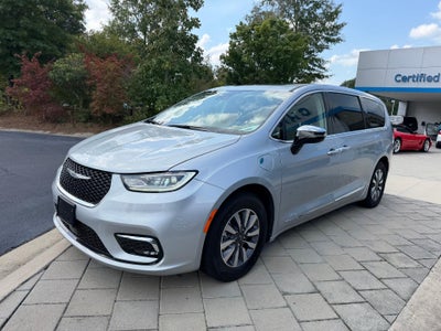 2023 Chrysler Pacifica Hybrid Limited