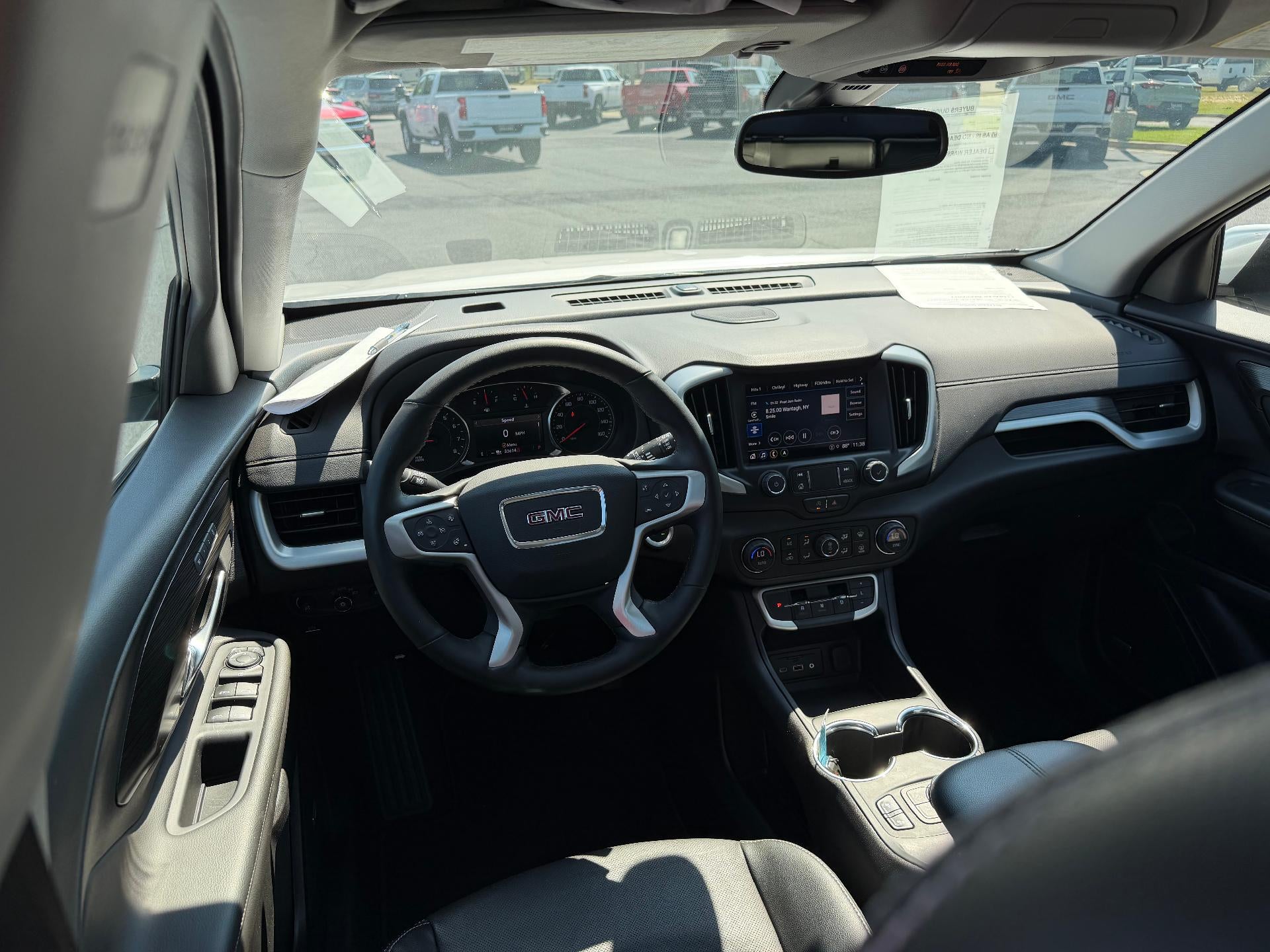 2023 GMC Terrain SLT