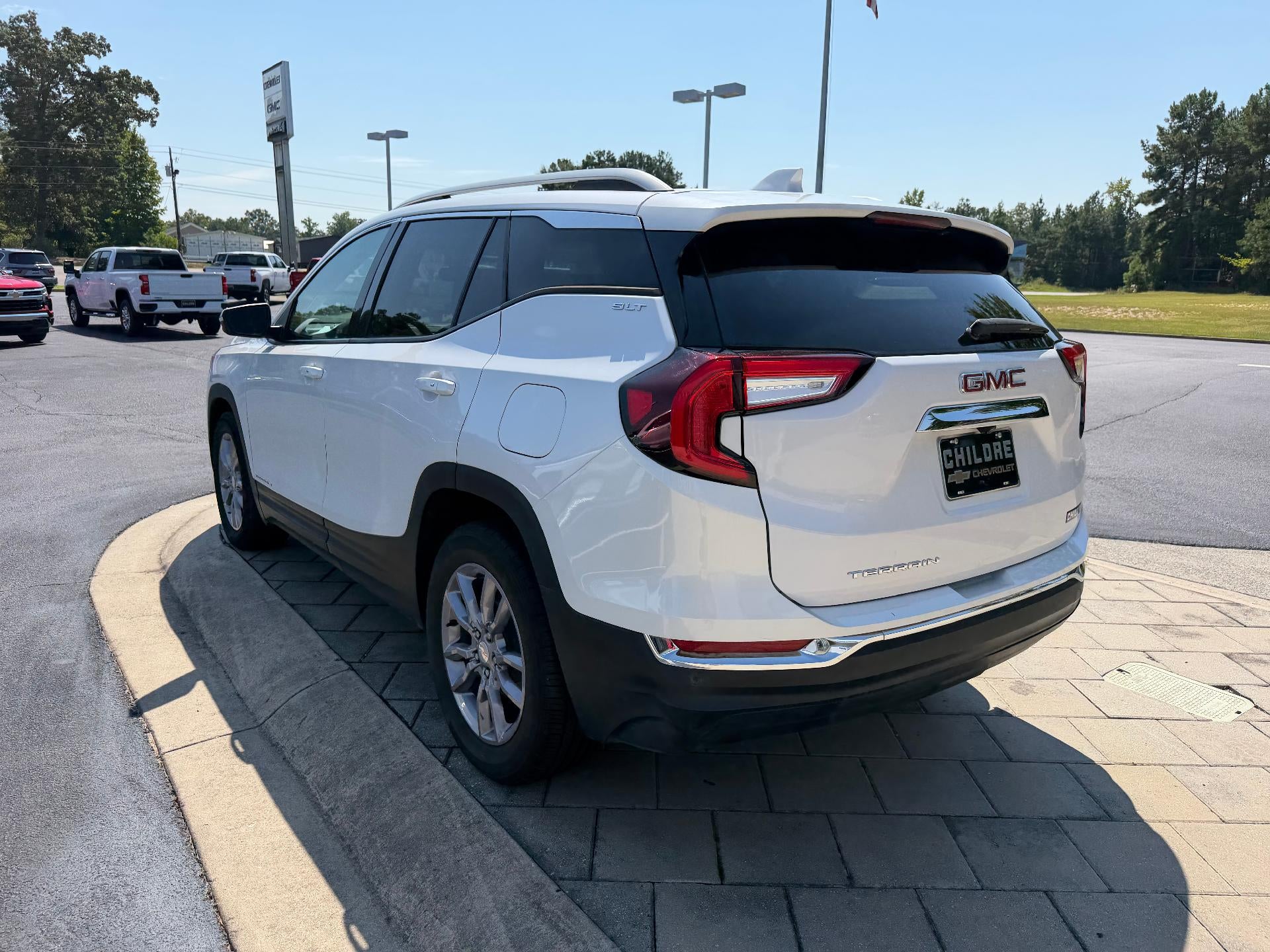 2023 GMC Terrain SLT