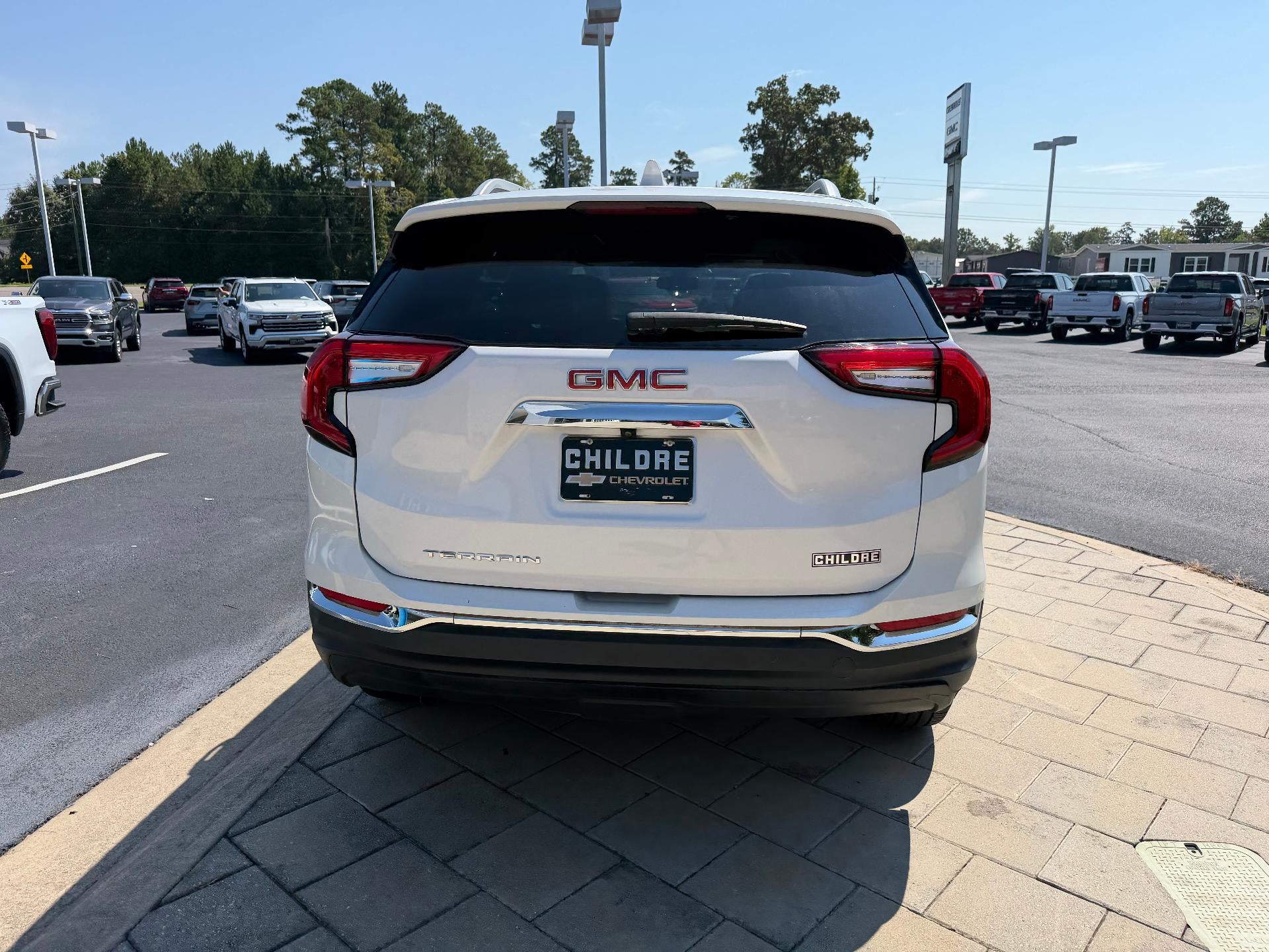 2023 GMC Terrain SLT