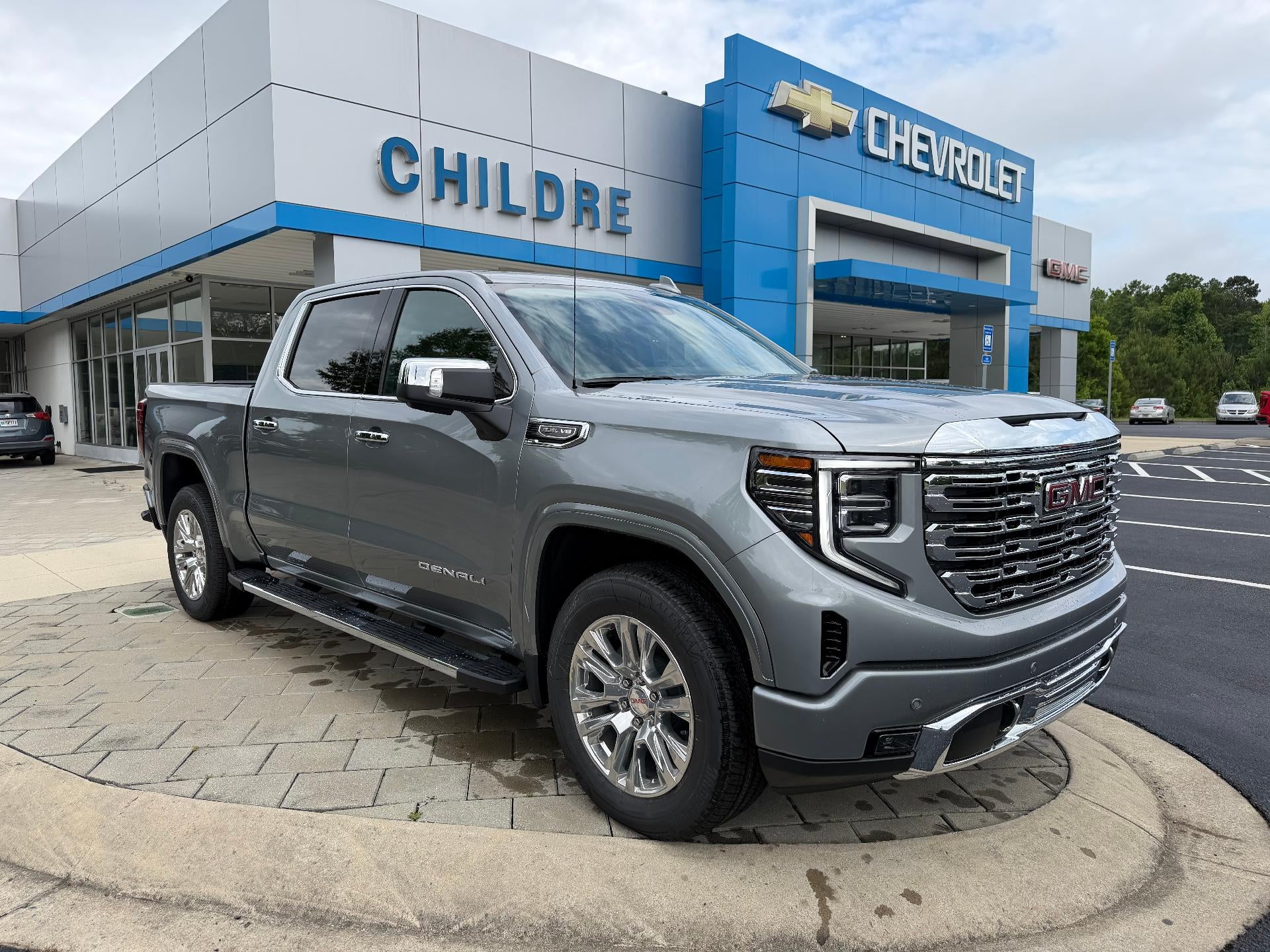 2026 GMC Sierra 2WD Crew Cab Short Box Denali's photo