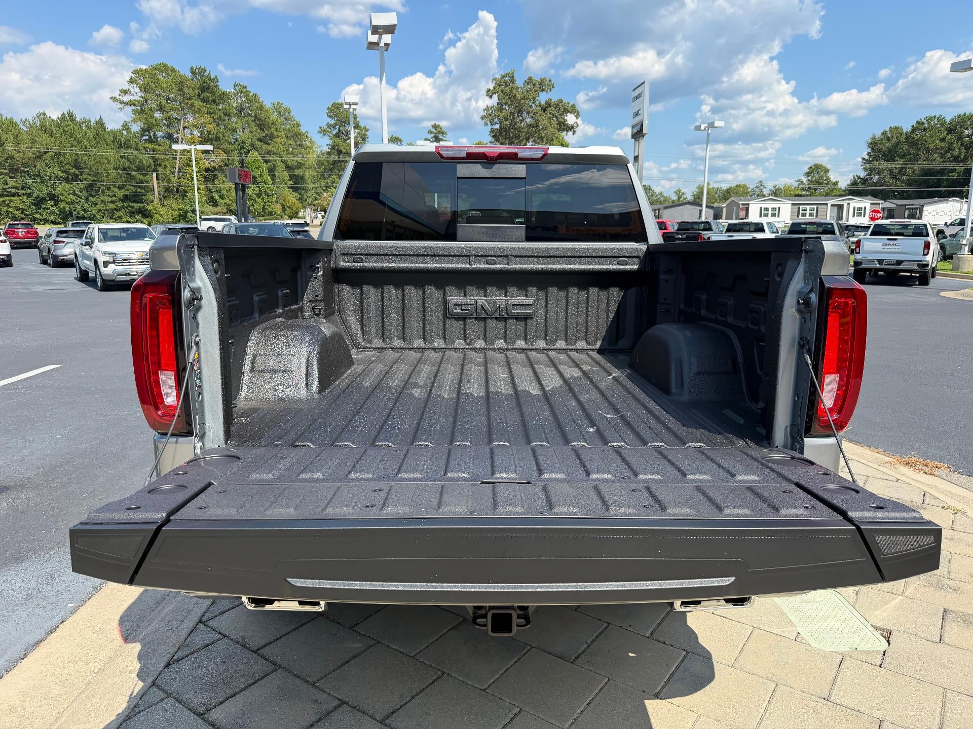2026 GMC Sierra 1500 Denali - Photo 19