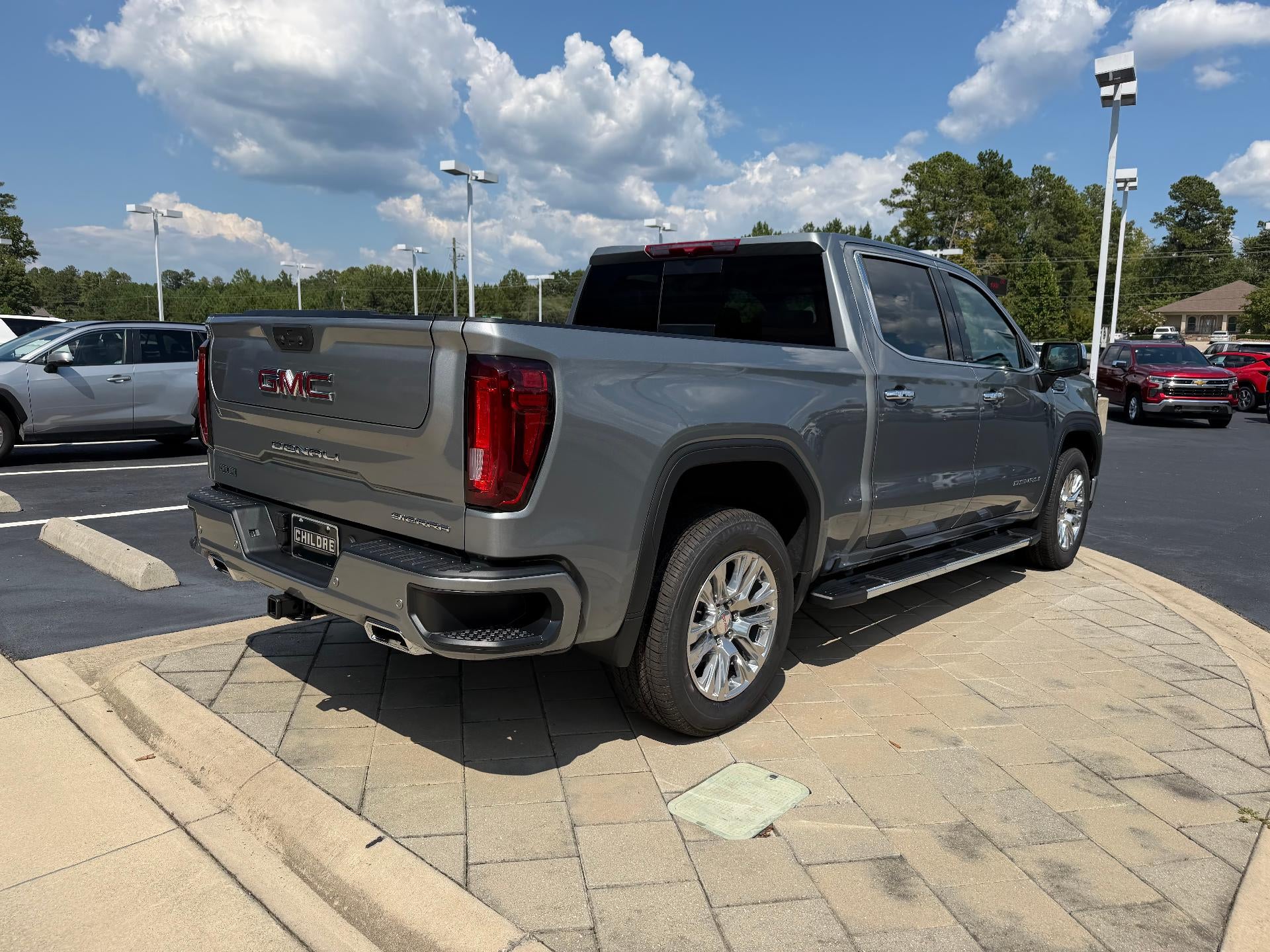 2026 GMC Sierra 1500 Denali - Photo 4
