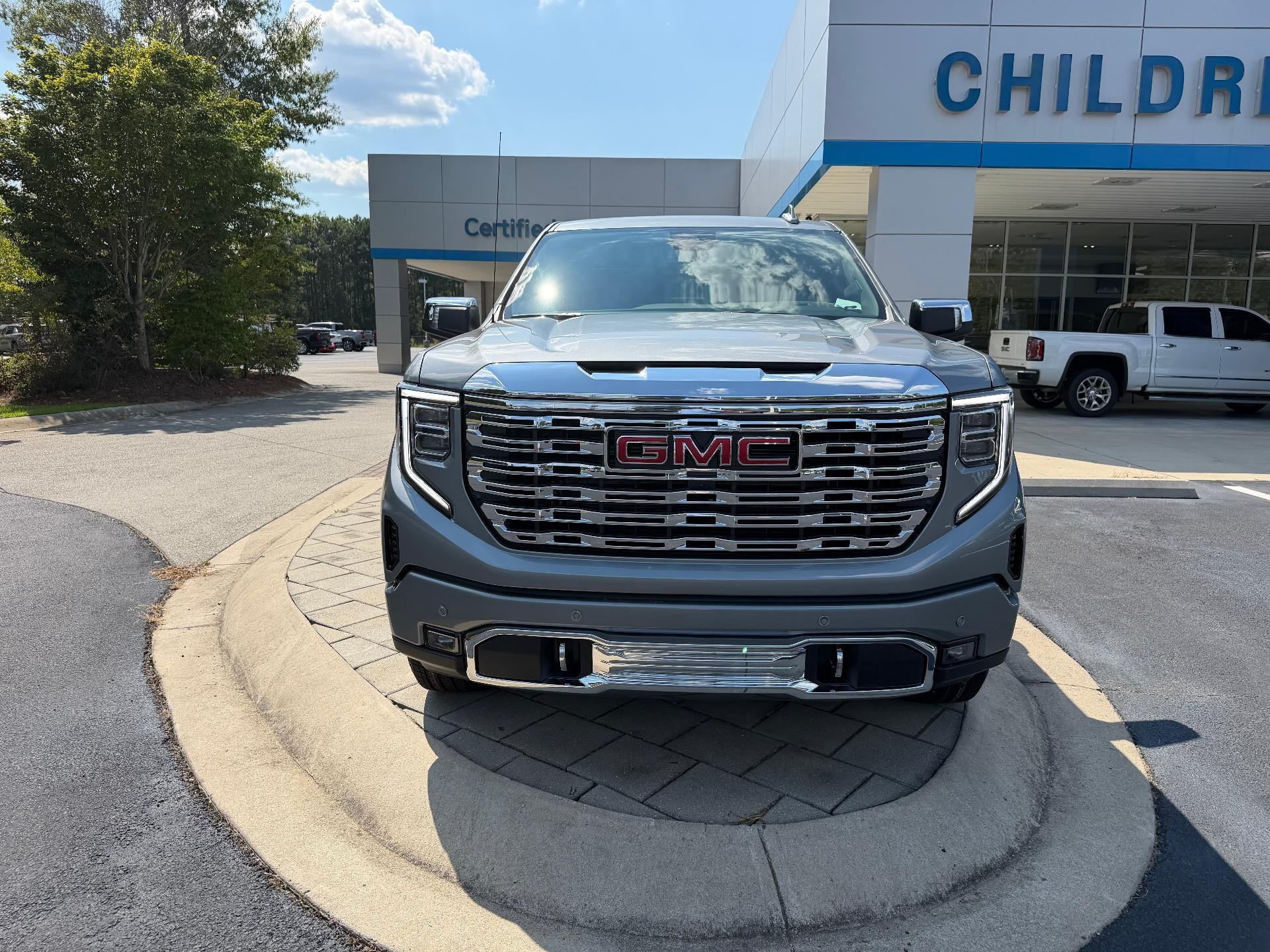 2026 GMC Sierra 1500 Denali - Photo 9