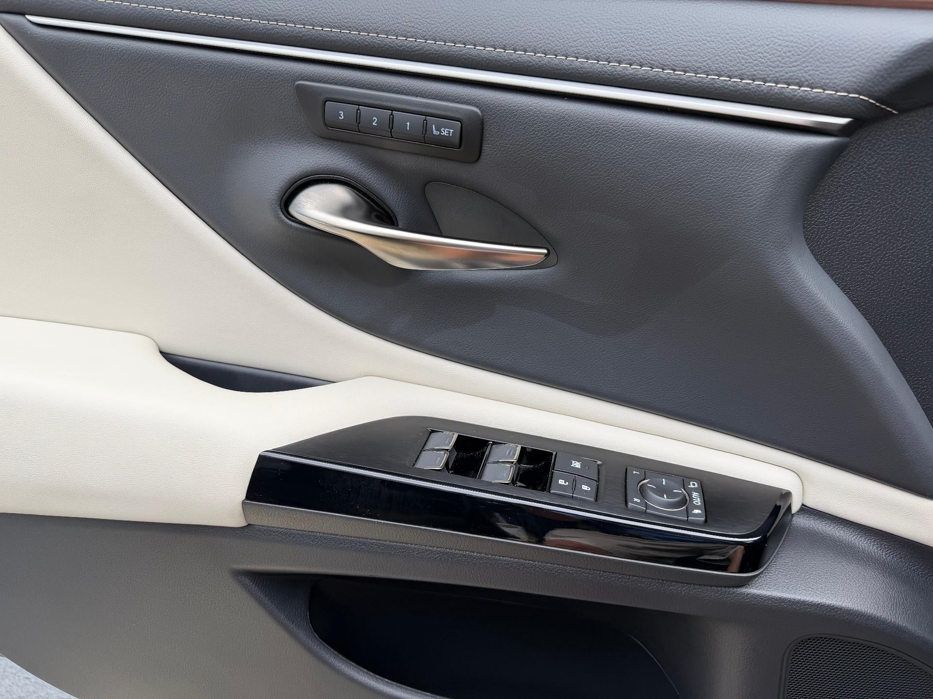 2025 Lexus ES 350 ES 350