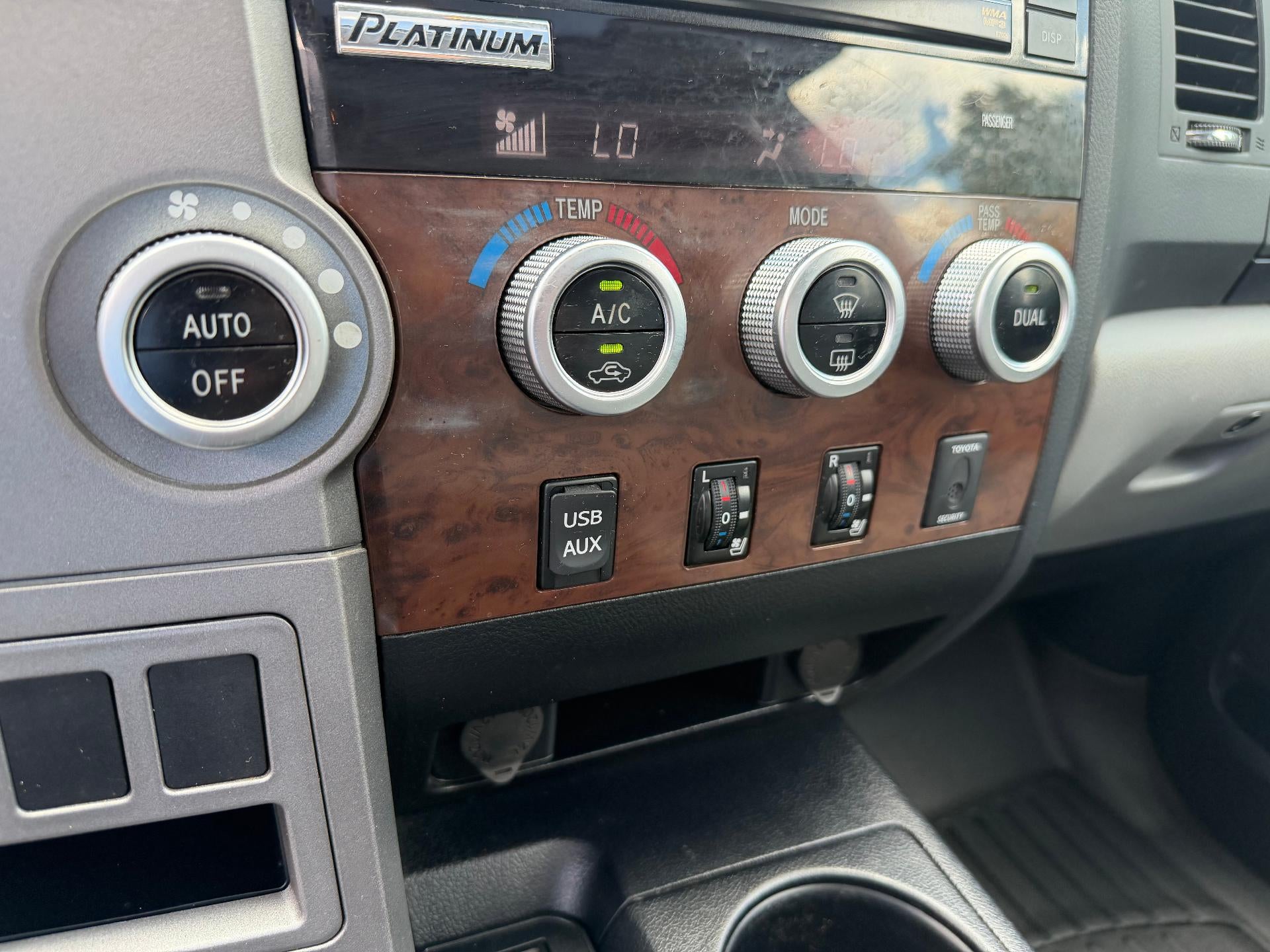 2013 Toyota Tundra Platinum 5.7L V8